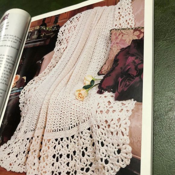 A Year of Afghans Book 4 1999; a treasury of Gorgeous afghans w/Instructions - Picture 5 of 11